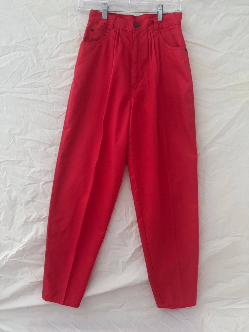 Vintage 80’s Liz Thomas Women's High-Rise Red Pleated Chinos with Tapered Leg